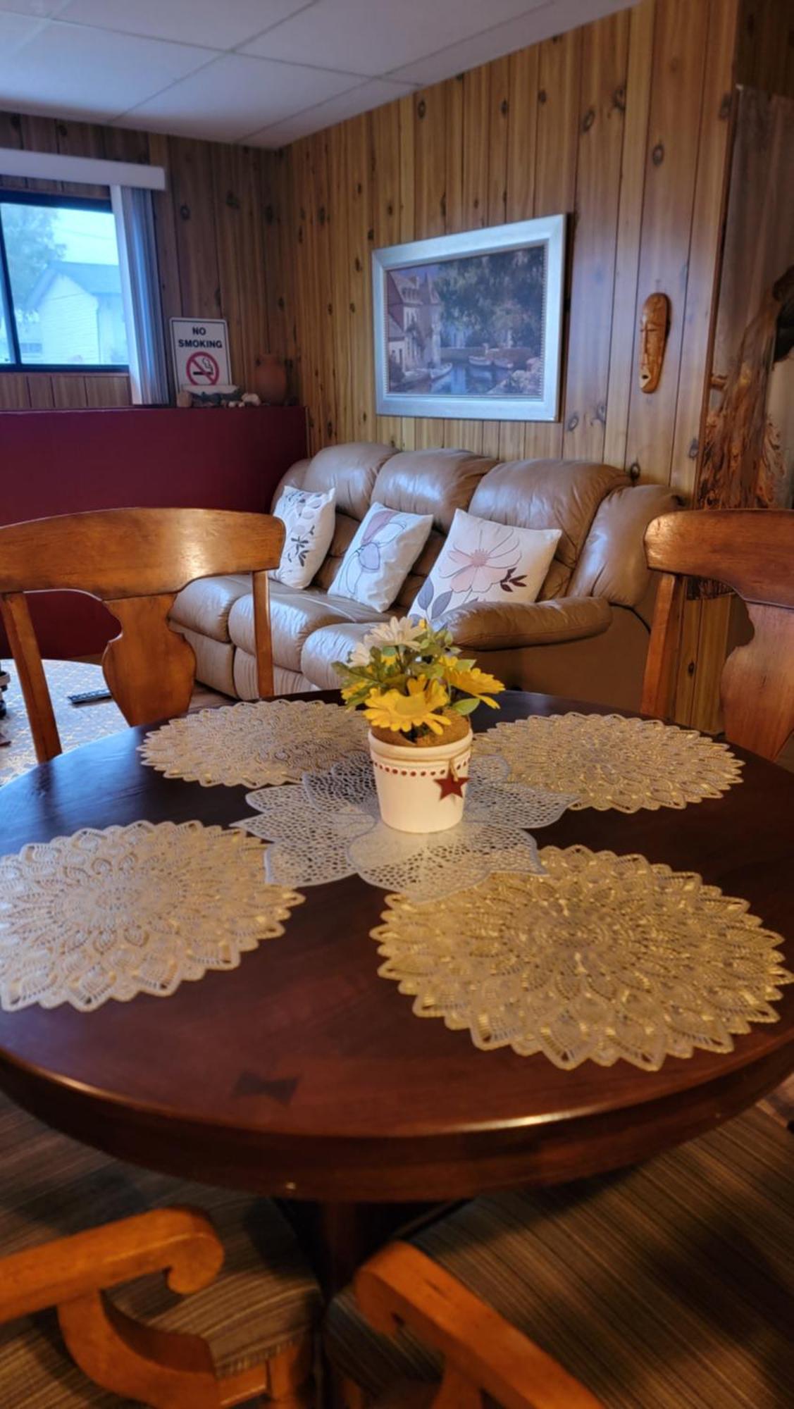 Charming - 2 Bedrooms Suite, 1 Full Bath & Family Room كاملوبس المظهر الخارجي الصورة